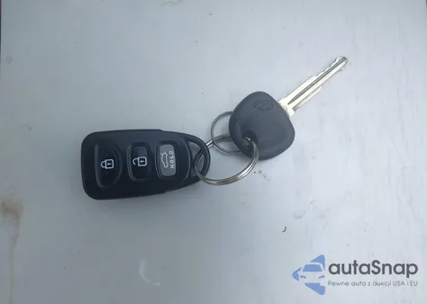 2015 Hyundai Elantra Se из США, поврежденный, VIN 5NPDH4AE0FH581099